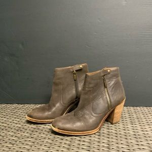 Lucky Brand Booties Sz. 8